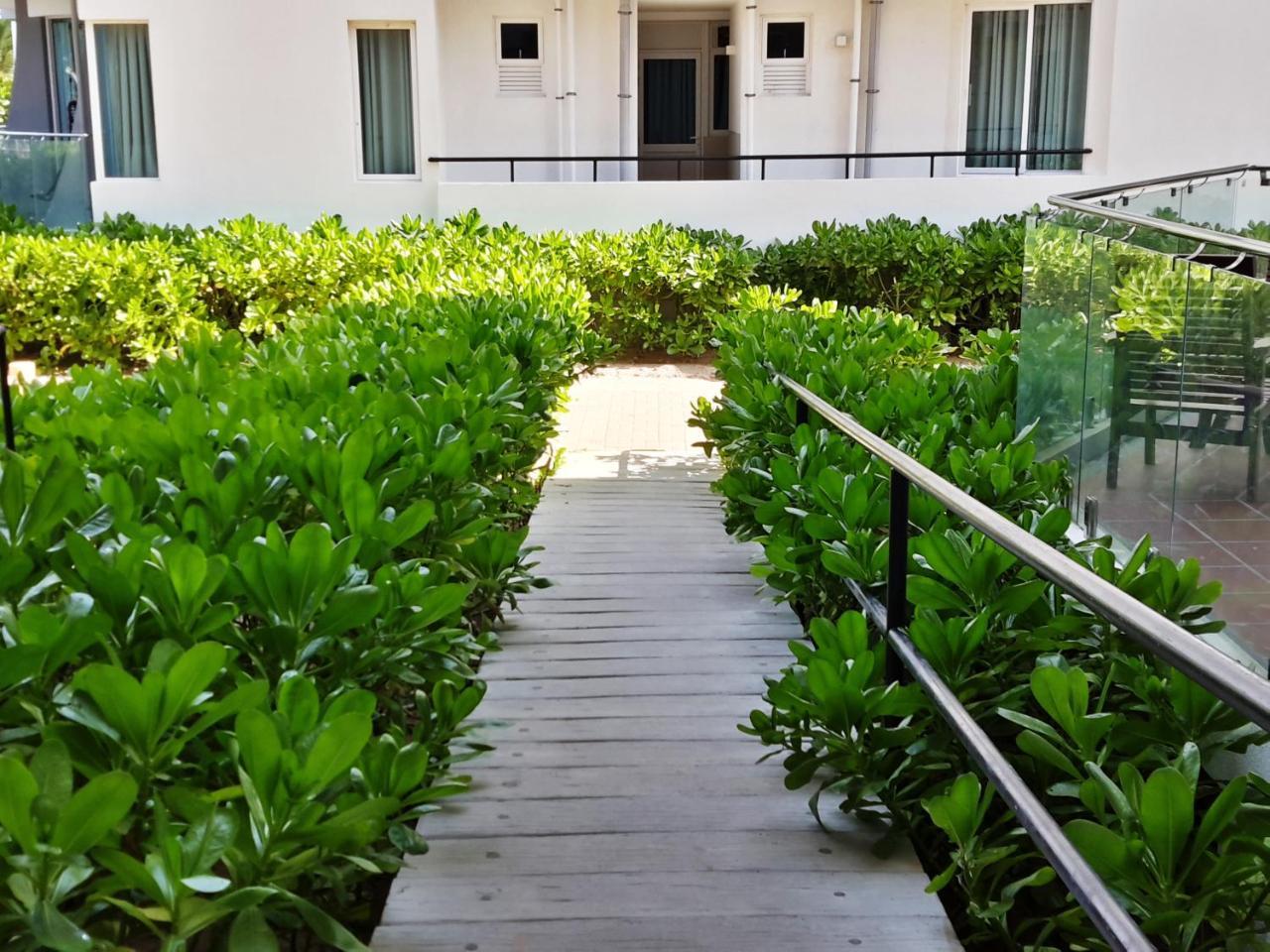 Llh 1G2 Nilaveli Ocean Front Condos Εξωτερικό φωτογραφία